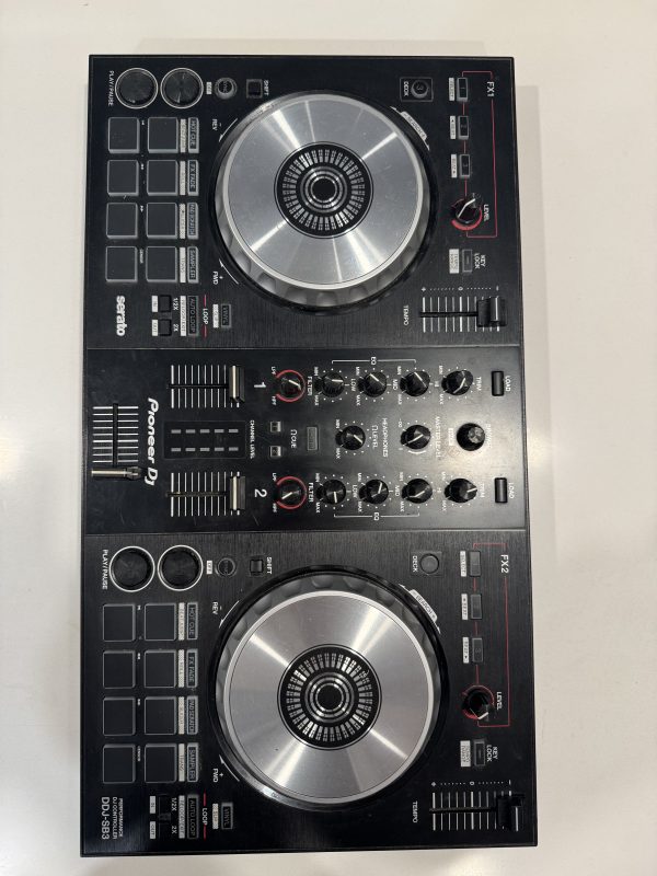 Pioneer DJ Deck